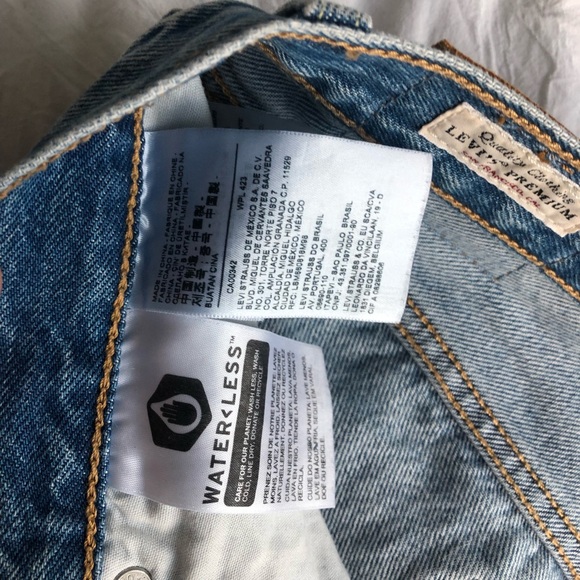 Levi’s 501 straight - W27xL26 - limited ed wash - Picture 5 of 10